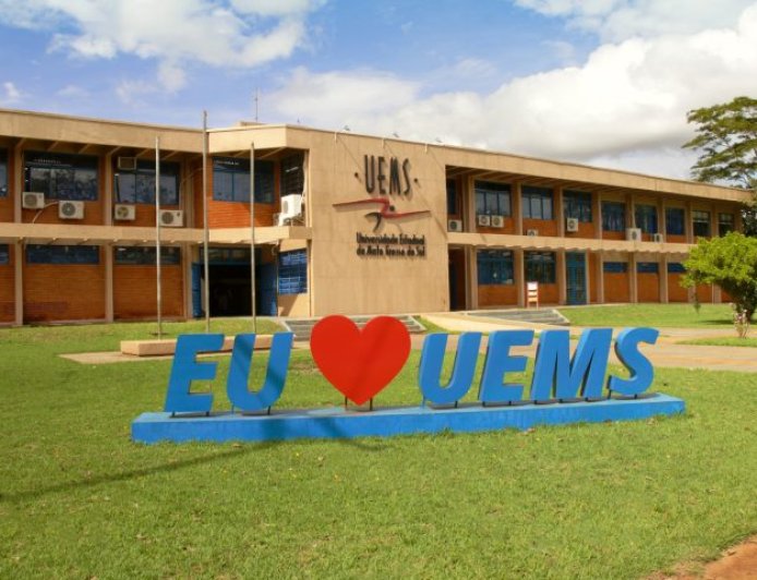 UEMS abre vagas para professores com salários de até R$ 11,5 mil em MS