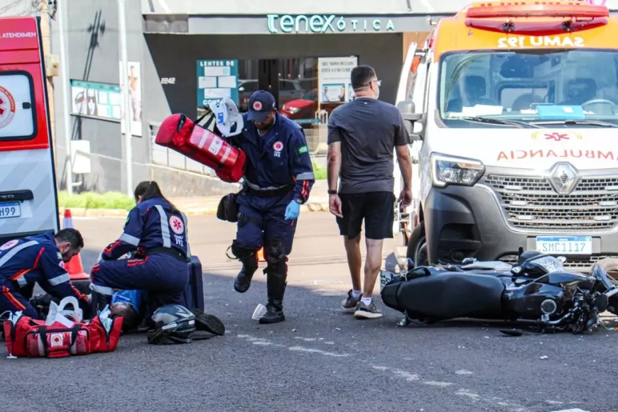 Motociclista morre após colisão em cruzamento no Centro de Campo Grande