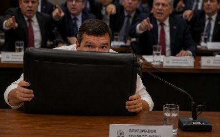 Governador Riedel não conversa com deputados, dizem bastidores. Oposição de olho no descontentamento na ALMS.