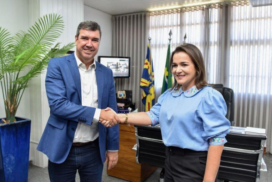 Torre de Babel: PF, MPMS e escândalos implodem ponte entre Governador Riedel e Prefeita Adriane Lopes