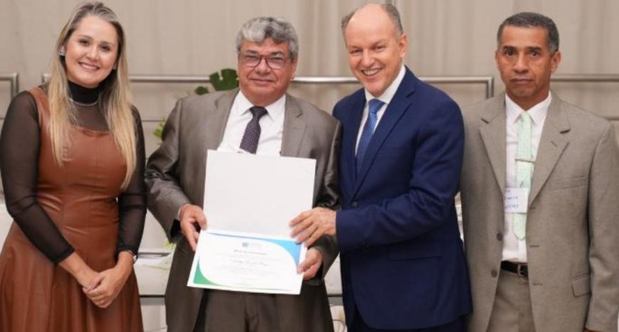 Em noite de homenagem, Junior Mochi entrega Moções a 78 pastores em Campo Grande